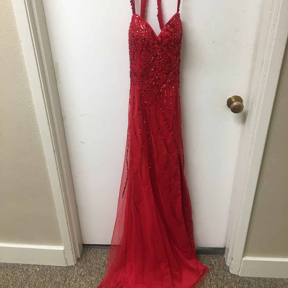Red sequin sean collection prom dress